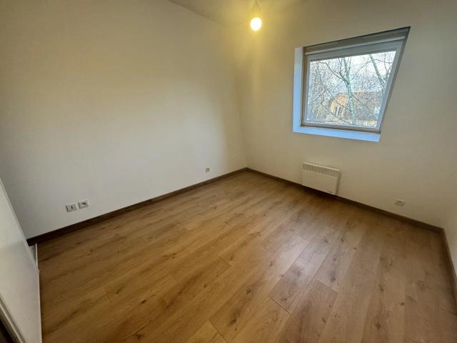 Location Appartement 2 pièces 43 m2 à Saint Quentin