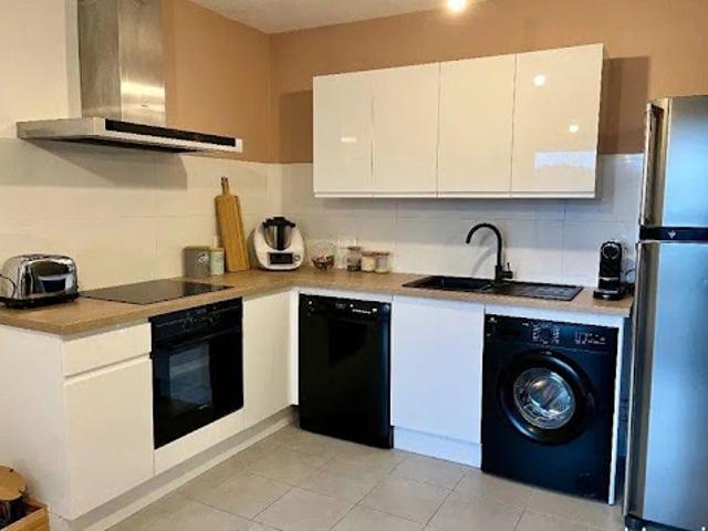 Location Appartement 2 pièces 43 m2 Aix en Provence