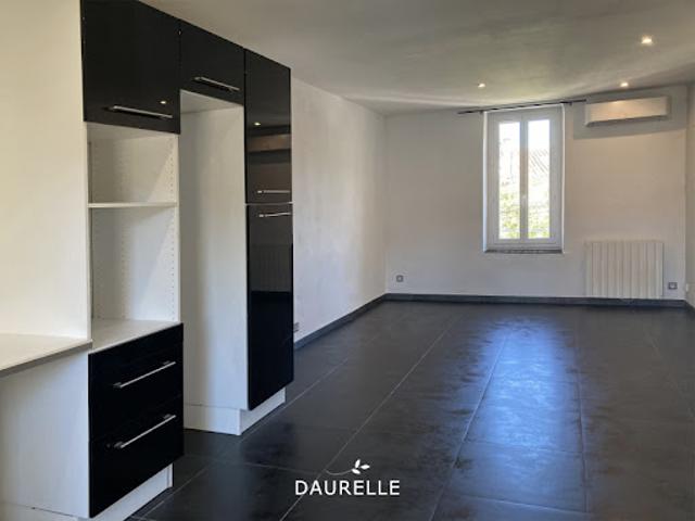 Location Appartement 2 pièces 43 m2 Chateaurenard