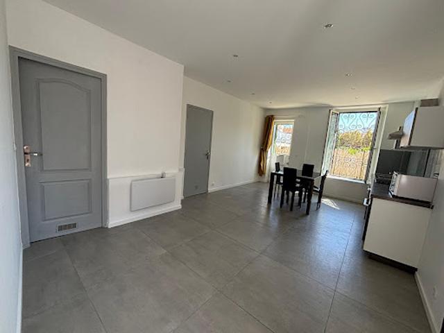 Location Appartement 2 pièces 43 m2 Cros de cagnes
