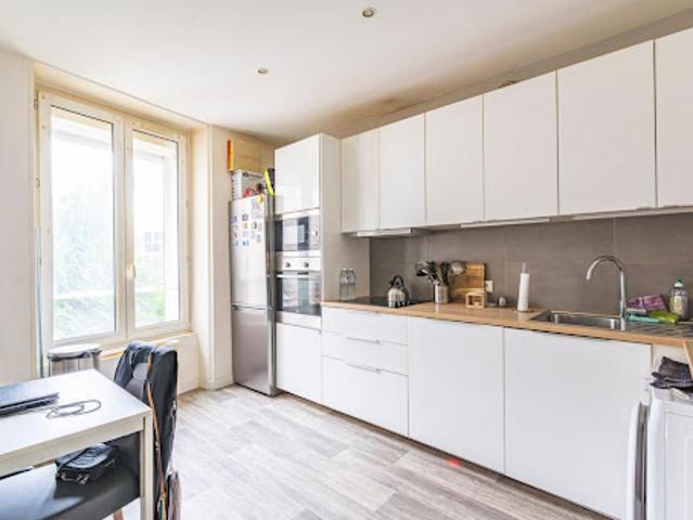Location Appartement 2 pièces 43 m2 Reims