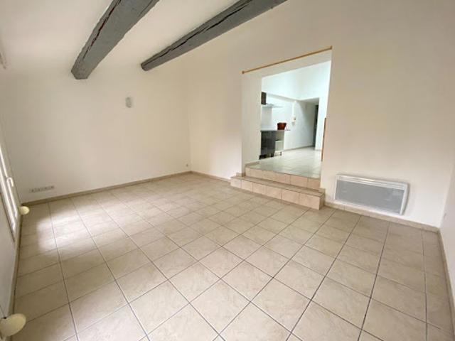 Location Appartement 2 pièces 43 m2 Saint bres