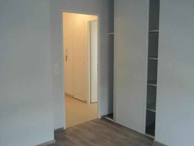 Location appartement 2 pièces 43 m² à Saint Laurent du Var 06700