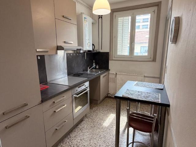 Location Appartement 2 pièces 43m²