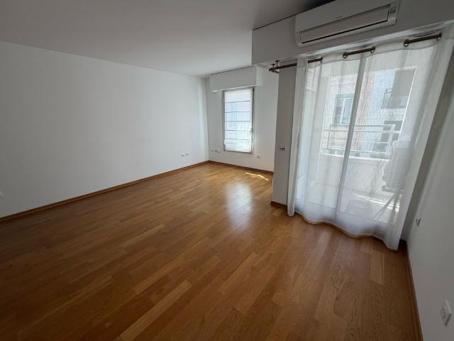 Location Appartement 2 pièces 43m² CANNES 06400