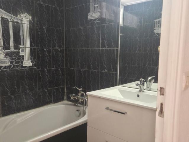 Location Appartement 2 pièces 43m² CANNES 06400