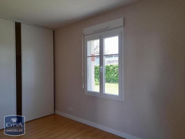 Location Appartement 2 pièces 43m² CHATEAUROUX 36000