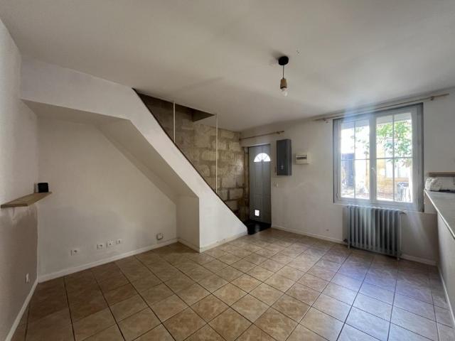 Location Appartement 2 pièces 43m² BORDEAUX 33800
