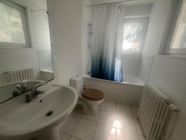 Location Appartement 2 pièces 43m² BORDEAUX 33800