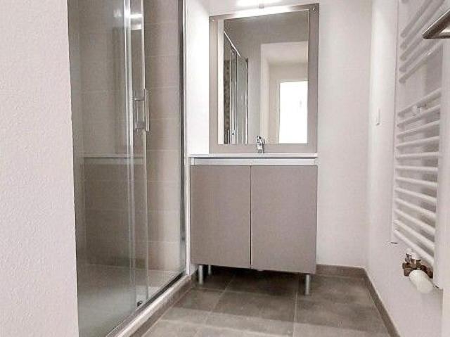 Location Appartement 2 pièces 43m² BRUGUIERES 31150