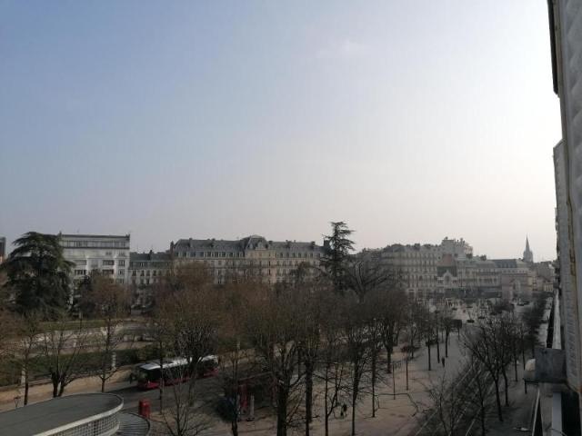 Location Appartement 2 pièces 43m² DIJON 21000