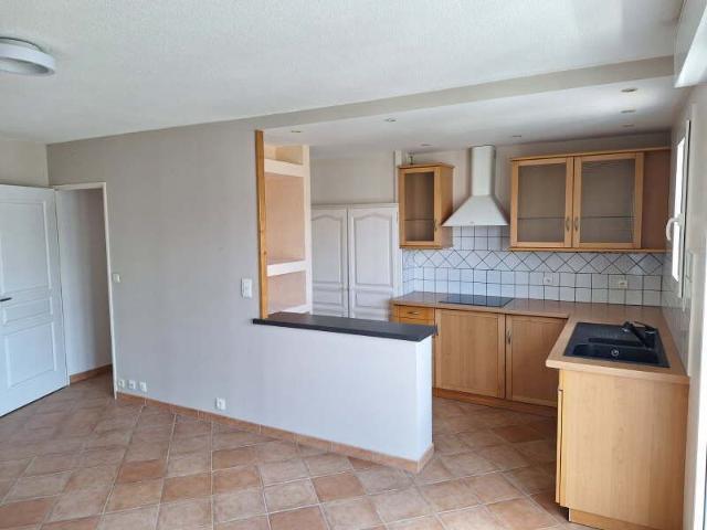 Location Appartement 2 pièces 43m² ORLEANS 45000