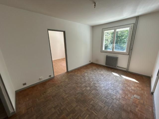 Location Appartement 2 pièces 43m² LE CREUSOT 71200