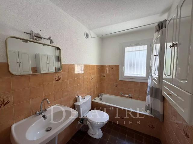 Location Appartement 2 pièces 43m² LE BAR SUR LOUP 06620