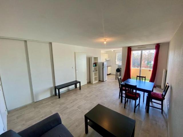 Location Appartement 2 pièces 43m² MONTAUBAN 82000