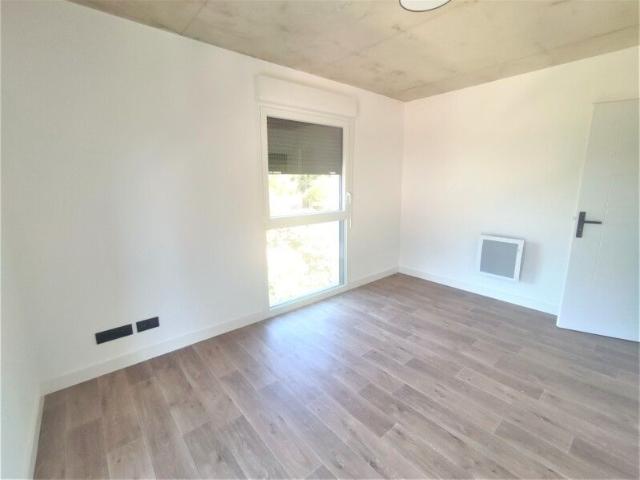 Location Appartement 2 pièces 43m² MONTPELLIER 34000