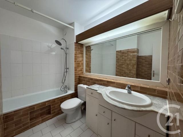 Location Appartement 2 pièces 43m² MONTPELLIER 34090