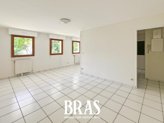 Location Appartement 2 pièces 43m² NANTES 44100