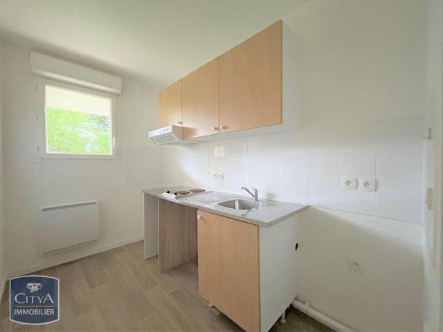 Location Appartement 2 pièces 43m² PINEUILH 33220