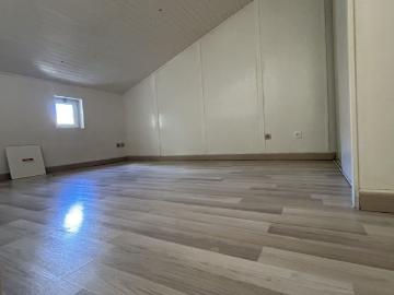 Location Appartement 2 pièces 43m² PRADES LE LEZ 34730