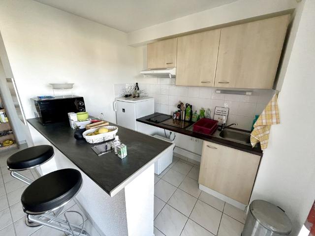 Location Appartement 2 pièces 43m² RODEZ 12000