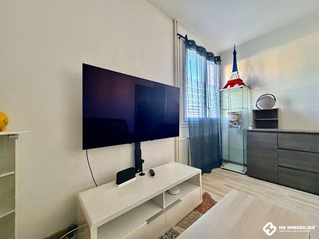 Location Appartement 2 pièces 43m² RIORGES 42153