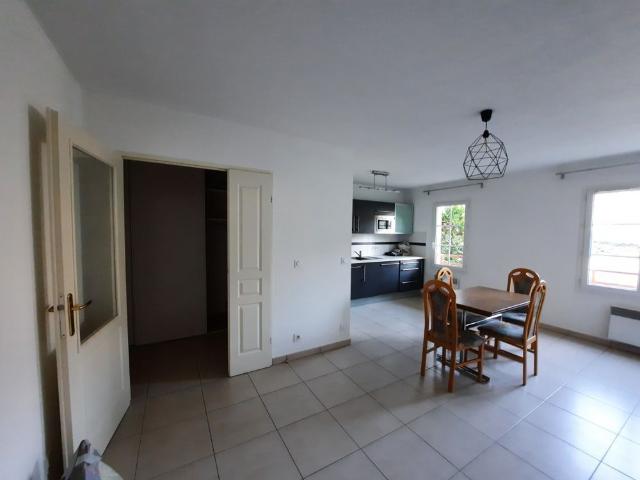 Location Appartement 2 pièces 43m² VALLEIRY 74520