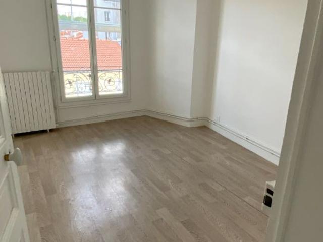 Location appartement 2 pièces, 40.52m², Montreuil
