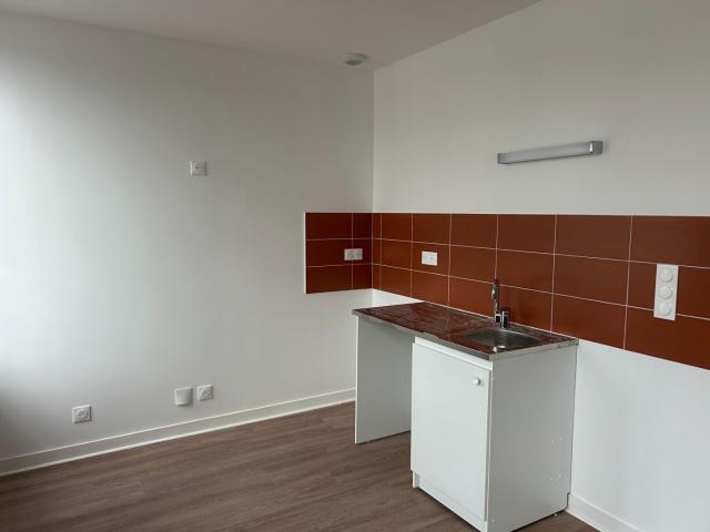 Appartement 2 pièces Rochefort 40.05m² 650€ à louer