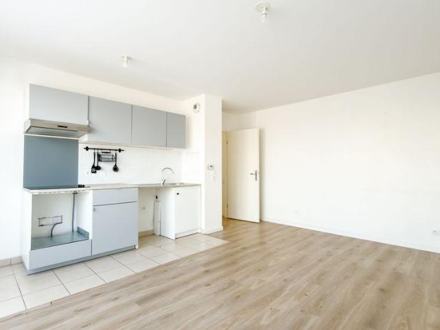 Location appartement 2 pièces, 40.10m², Quincy sous Sénart