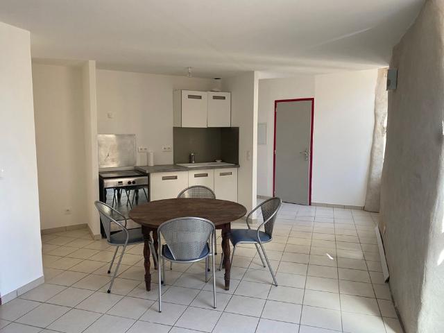 Location appartement 2 pièces, 40.20m², Bédarieux