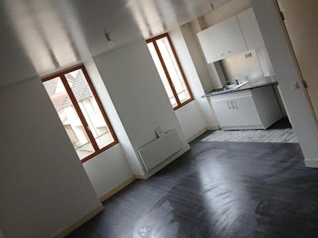 Location Appartement 2 pièces 40 m2 Vermenton