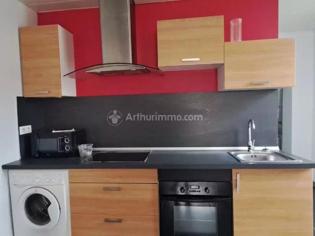 Location Appartement 2 pièces 40 m2 à Carmaux