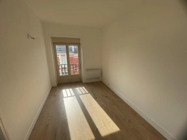 Location Appartement 2 pièces 40 m2 à Saint Quentin