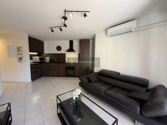 Location Appartement 2 pièces 40 m2 à Saint Raphaël