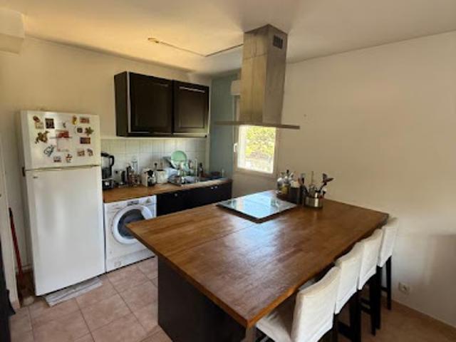 Location Appartement 2 pièces 40 m2 Marseille 11ème