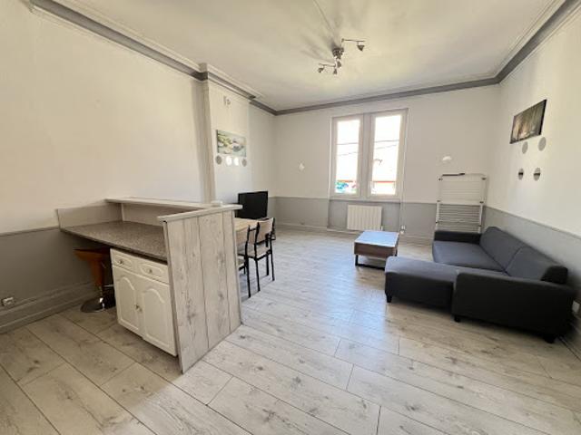 Location Appartement 2 pièces 40 m2 Montluçon