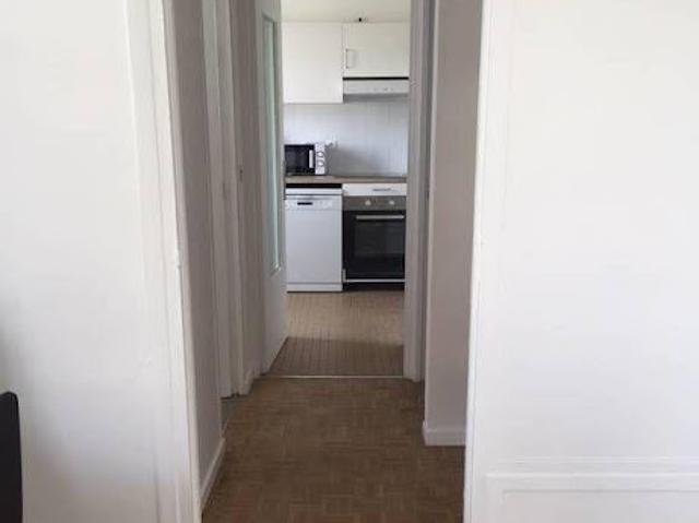 Location Appartement 2 pièces 40 m2 Suresnes