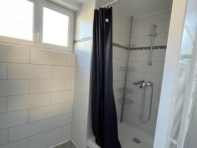 Location Appartement 2 pièces 40m² COULOMMIERS 77120