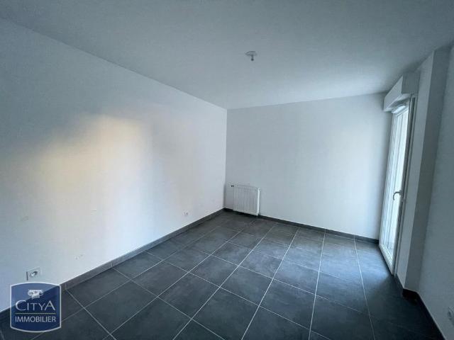Location Appartement 2 pièces 40m² CARPENTRAS 84200