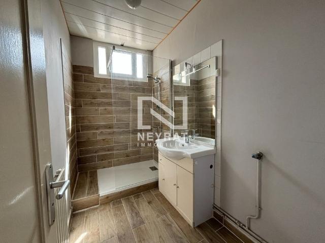 Location Appartement 2 pièces 40m² AUTUN 71400
