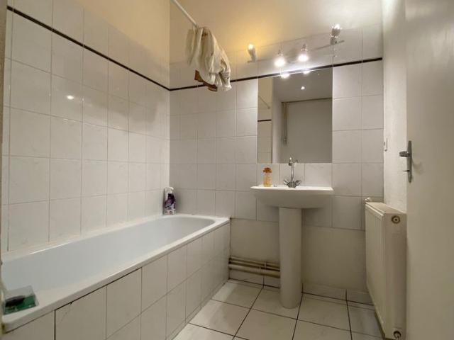 Location Appartement 2 pièces 40m² BORDEAUX 33000
