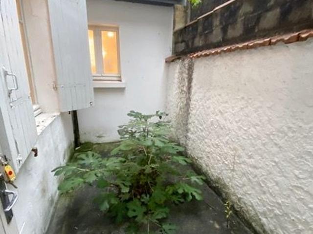 Location Appartement 2 pièces 40m² BORDEAUX 33000