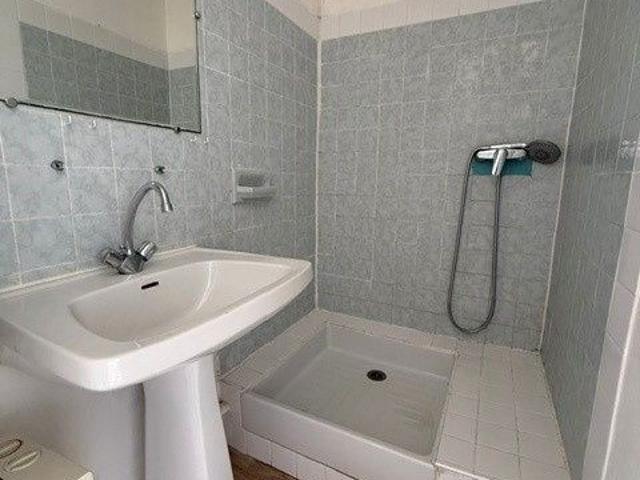 Location Appartement 2 pièces 40m² HYERES 83400