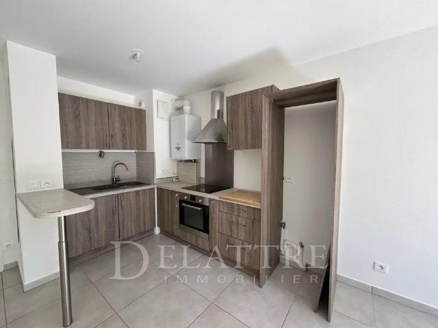 Location Appartement 2 pièces 40m² OPIO 06650