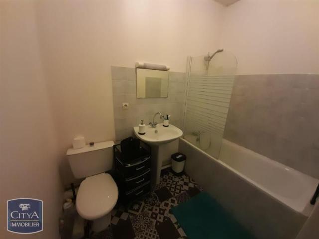 Location Appartement 2 pièces 40m² LAVAL 53000