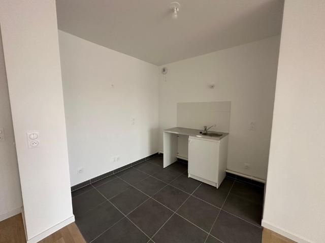 Location Appartement 2 pièces 40m² LE PLESSIS ROBINSON 92350