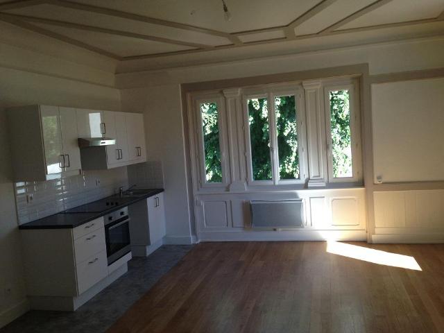 Location Appartement 2 pièces 40m² LYON 8ème