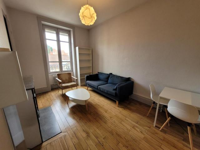 Location Appartement 2 pièces 40m² LYON 3ème