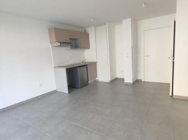 Location Appartement 2 pièces 40m² MONDONVILLE 31700